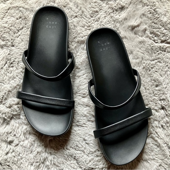 Like new classic simple black strapped sandals by A New Day size 6.5 - Picture 2 of 6